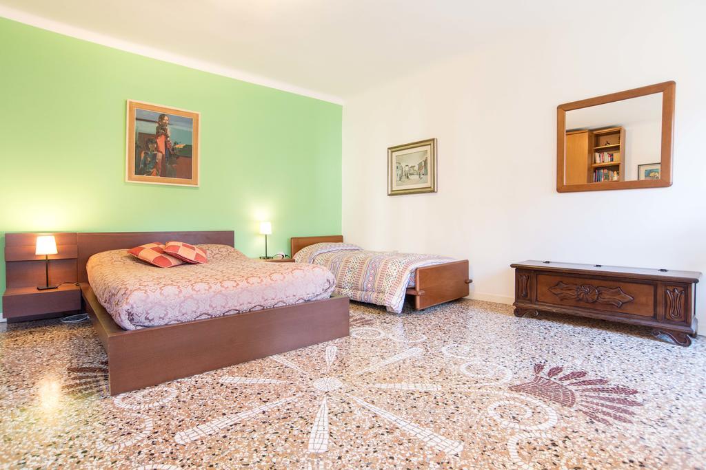 Ca Della Trifora Apartment Venesia Bagian luar foto