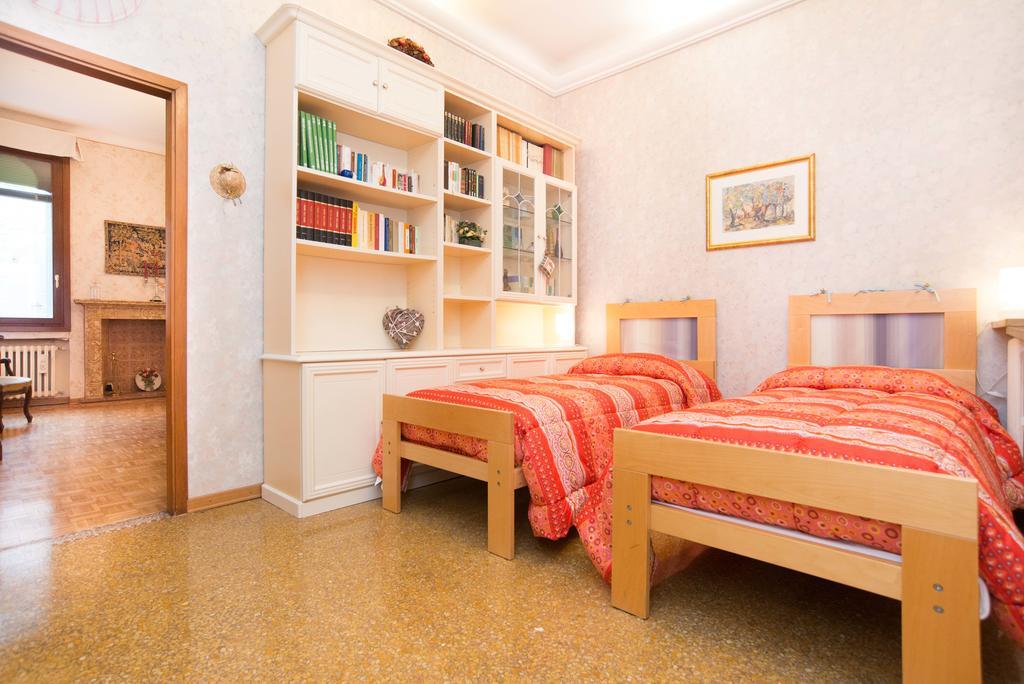 Ca Della Trifora Apartment Venesia Bagian luar foto