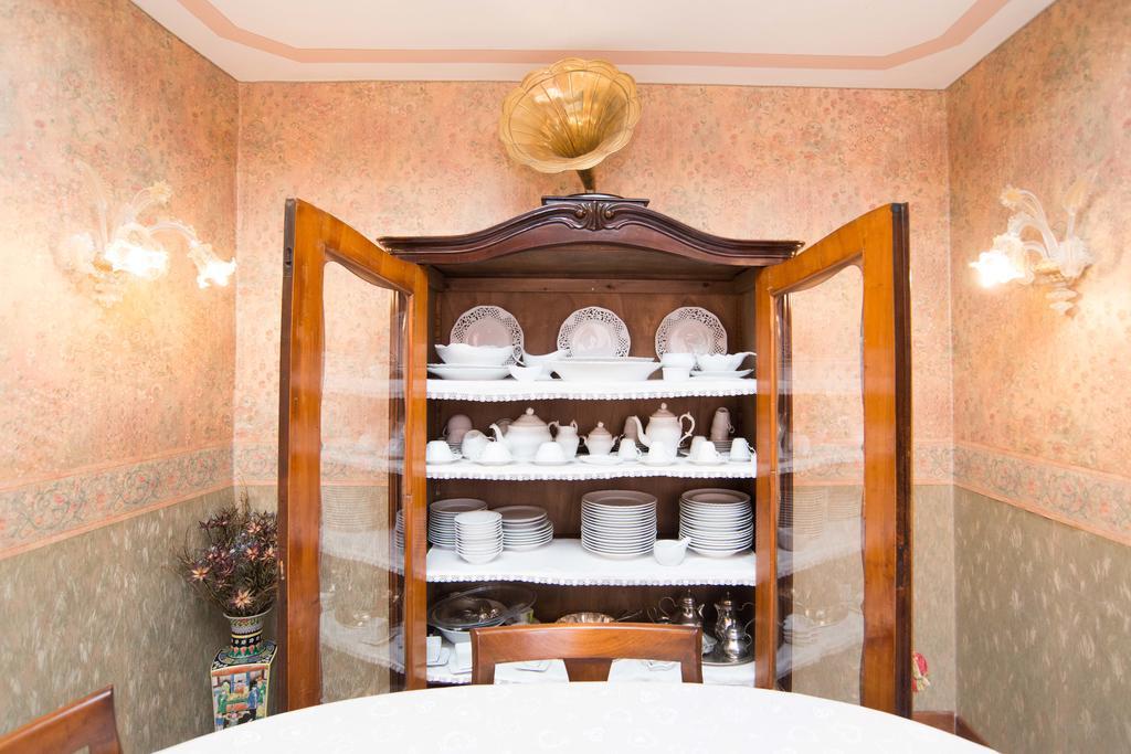 Ca Della Trifora Apartment Venesia Bagian luar foto