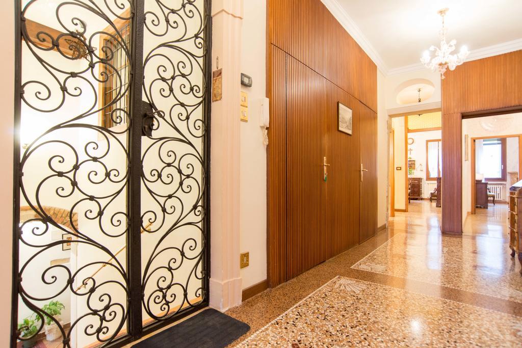 Ca Della Trifora Apartment Venesia Bagian luar foto