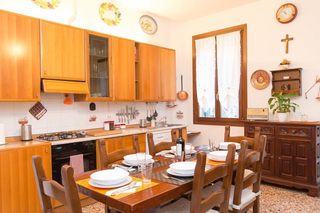 Ca Della Trifora Apartment Venesia Bagian luar foto